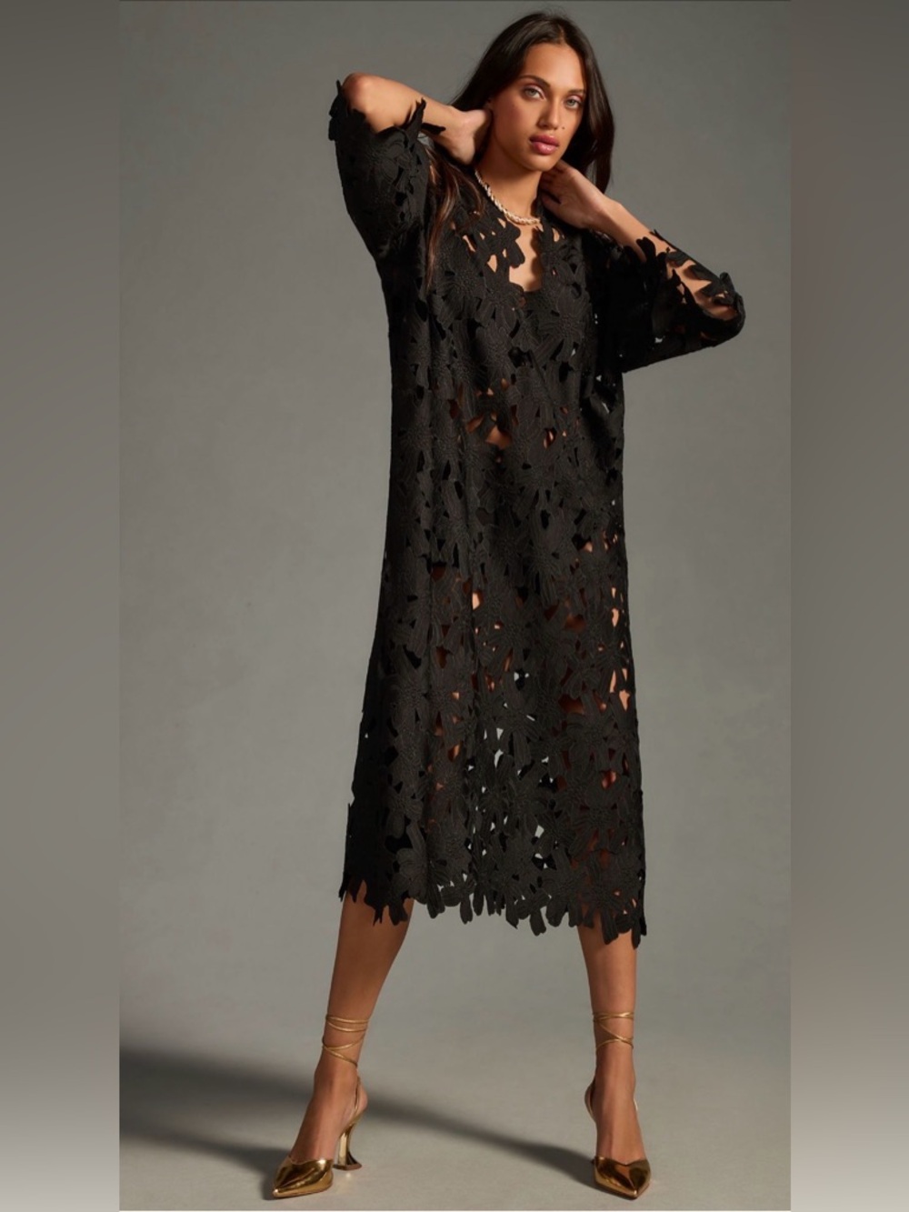 Anthropologie Embroidered Floral Eyelet Kaftan ONE SIZE in black